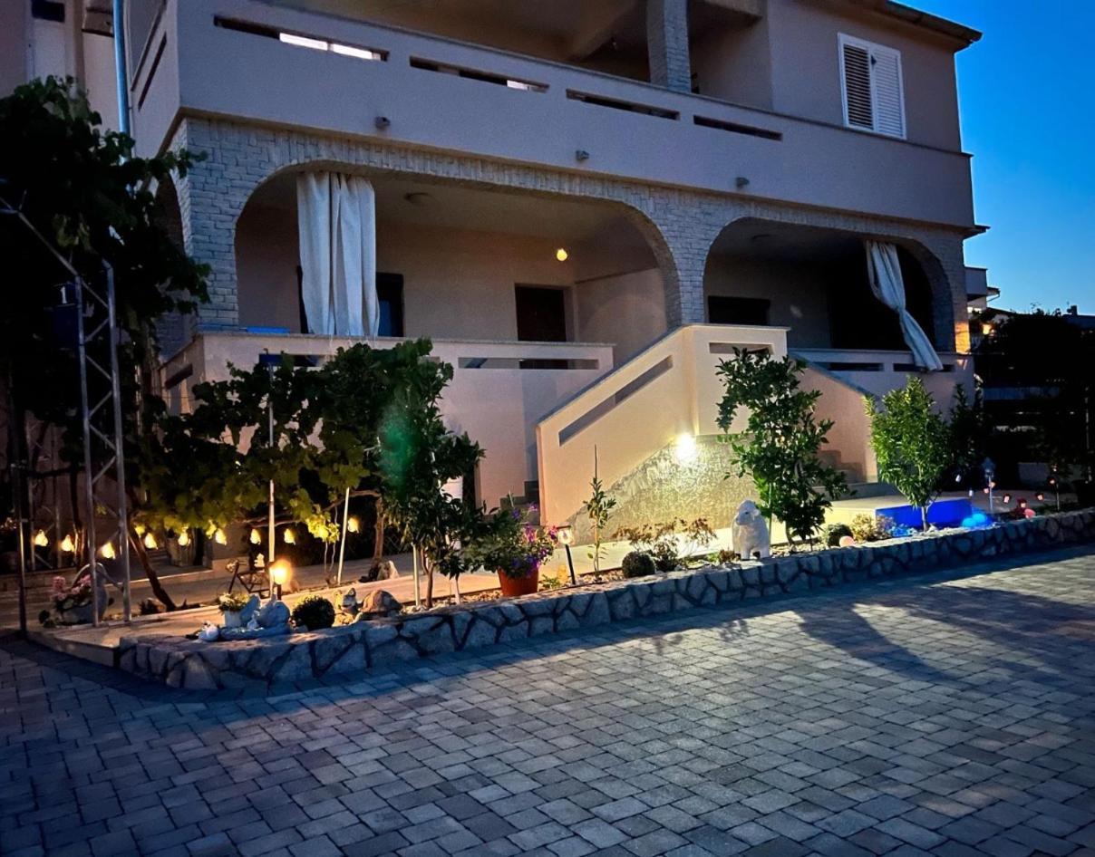 Kabashi Apartment Đảo Krk Ngoại thất bức ảnh